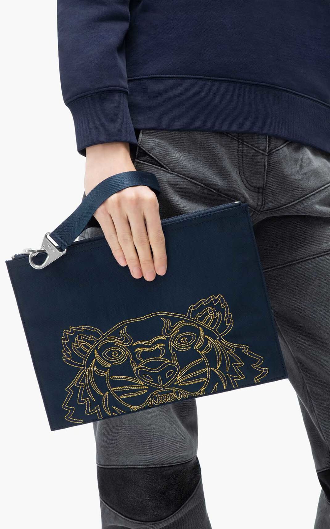 Clutch Kenzo Large Kampus Tiger Hombre Azul Marino Azules TNS103286